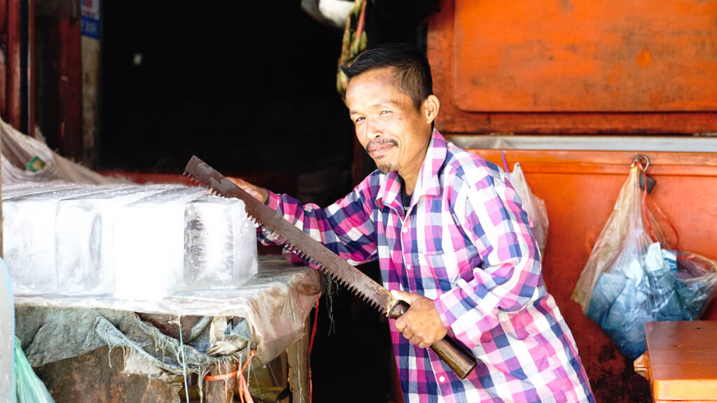 Documentary photography of street life in Cambodia
