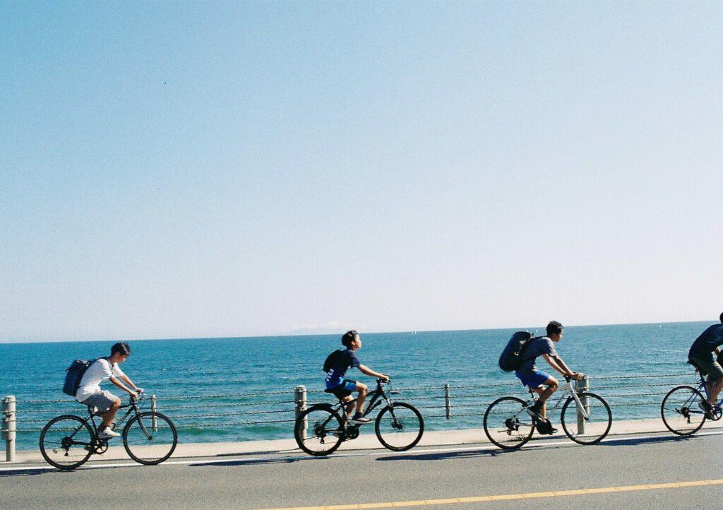 Documentary photography of street scenes in Japan on film