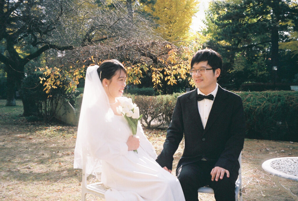 Documentary photography of street scenes in Japan on film